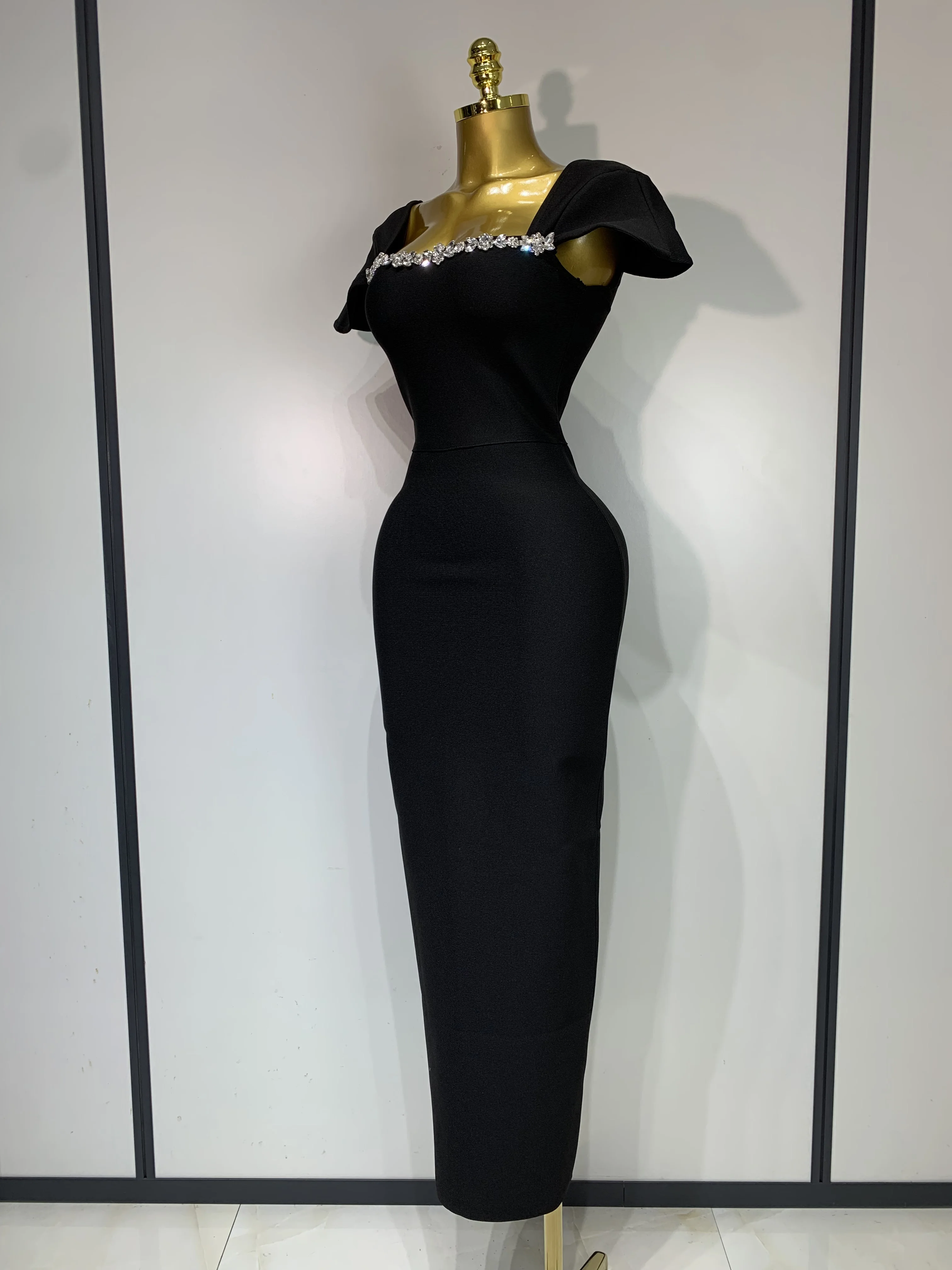 luxury birthday dresses 4th of July Sleeveless Dress Women's Party Dress for Women 3 Years (100cm) 56 22.05 52 20.47 65 25.59 3 Luxury Lace Appliqued Tulle Sweet