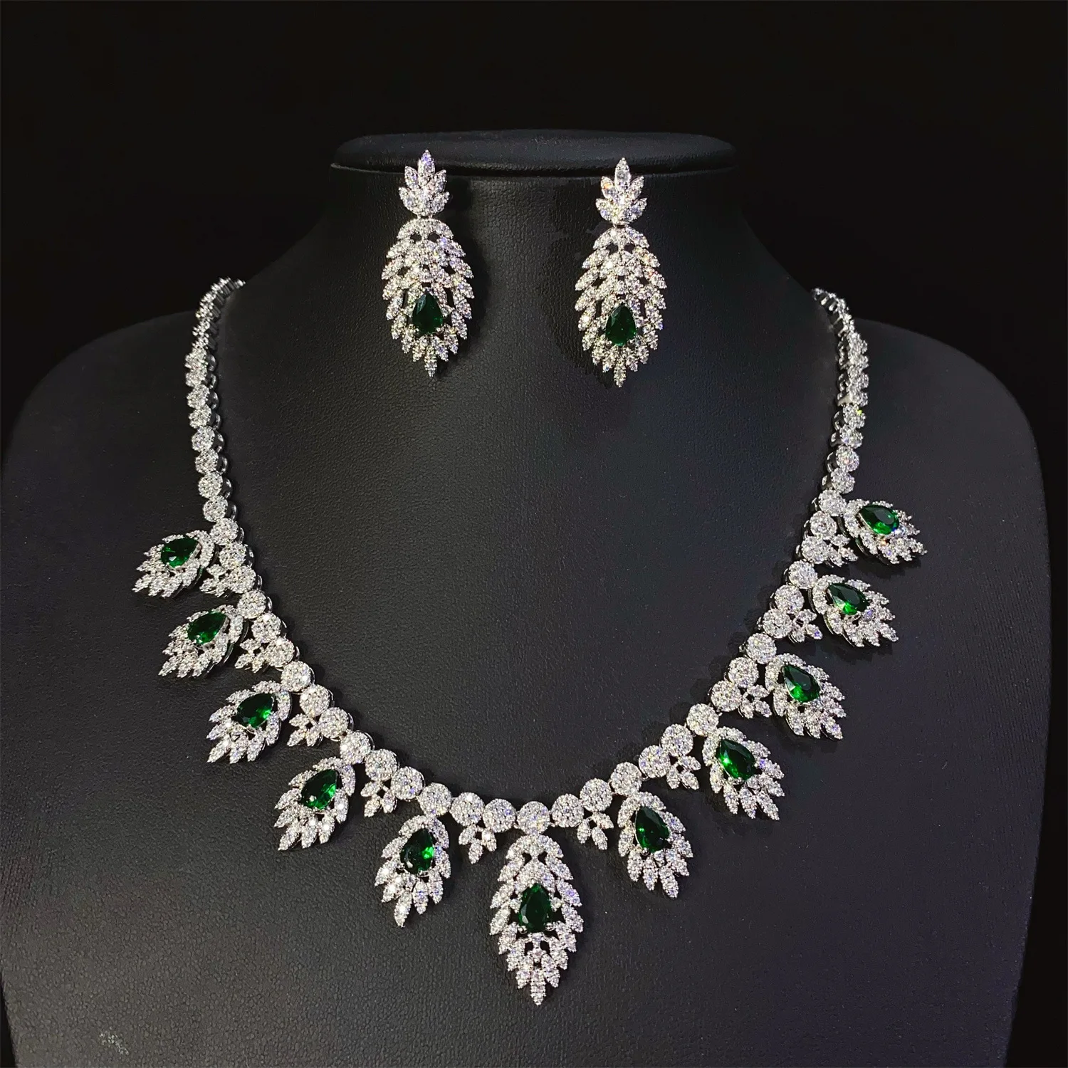 

Cubic Zirconia Jewelry Sets For Women Dubai Saudi Indian Bridal Necklace And Earring Sets For Wedding Prom Pendant Necklace Set