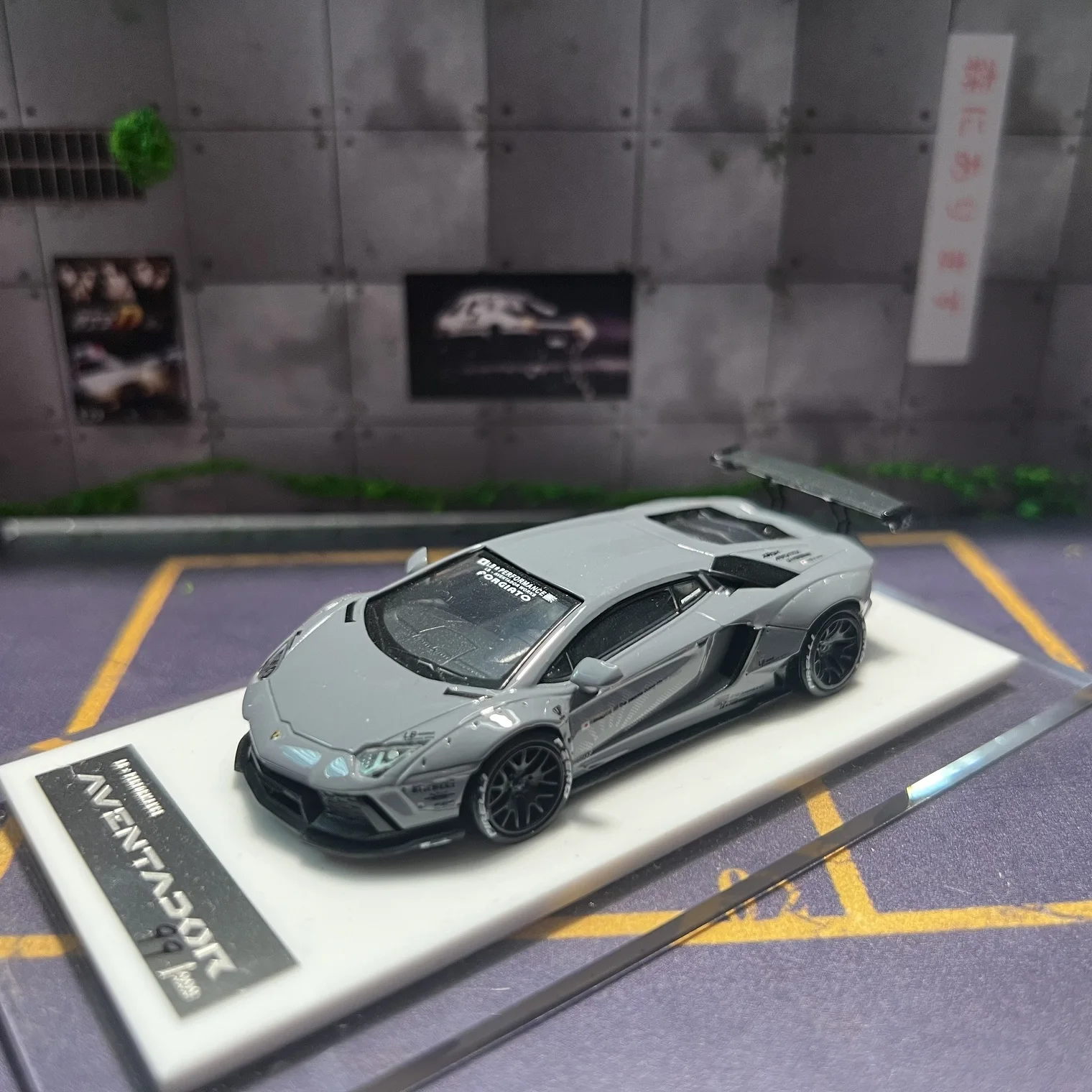 1/64 Lambor  lp700 Resin Model Car