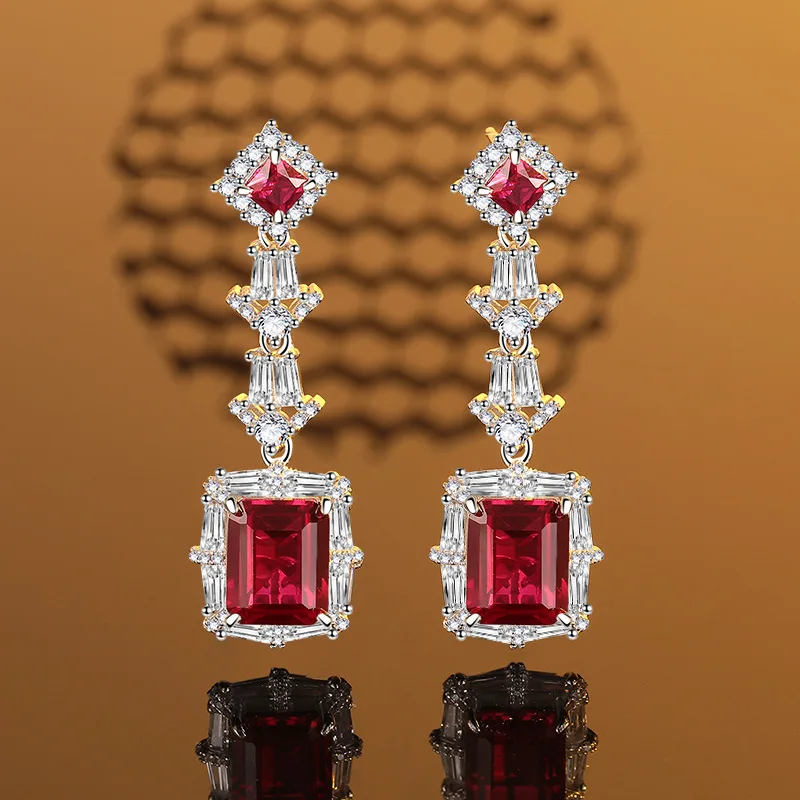 

Luxury Solid Platinum PT950 Women's Pigeon Red Moissanite Diamond Full Diamond Long Earrings Earrings