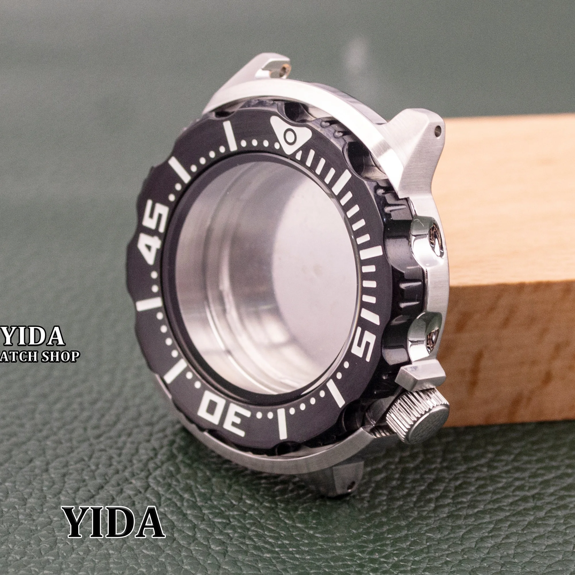 Cassa per orologio da 42 mm Cassa per immersione in acciaio inossidabile 20Bar 3.8 Corona in vetro zaffiro Fit NH35 NH36 Movimento per Monster Case Parti di orologi MOD