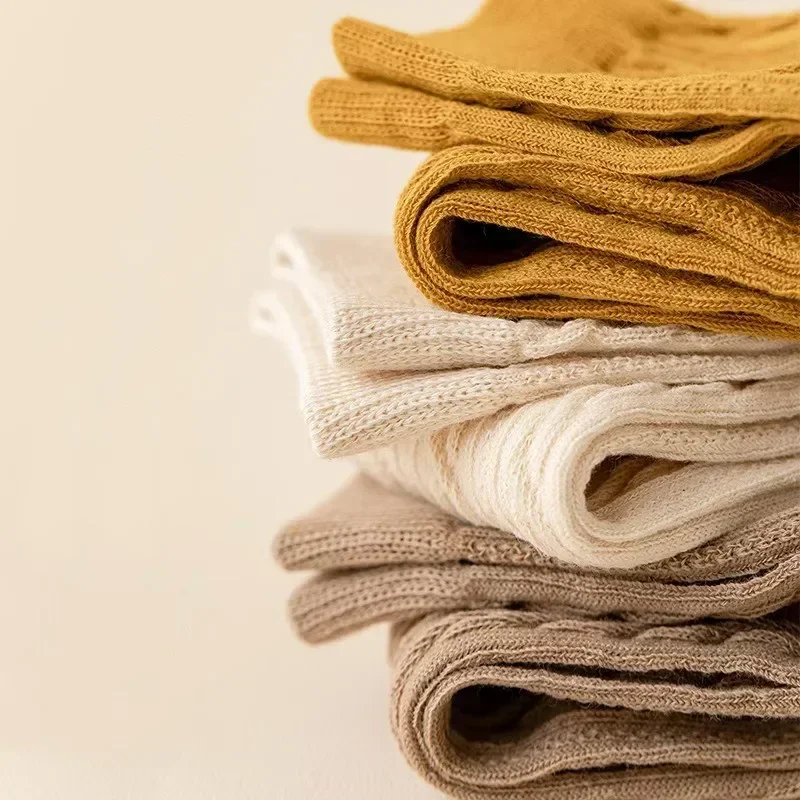 Medias de otoño pequeñas giros y masa de Blanco sólido para mujer invierno Lolita estudiantes número frito de calcetines