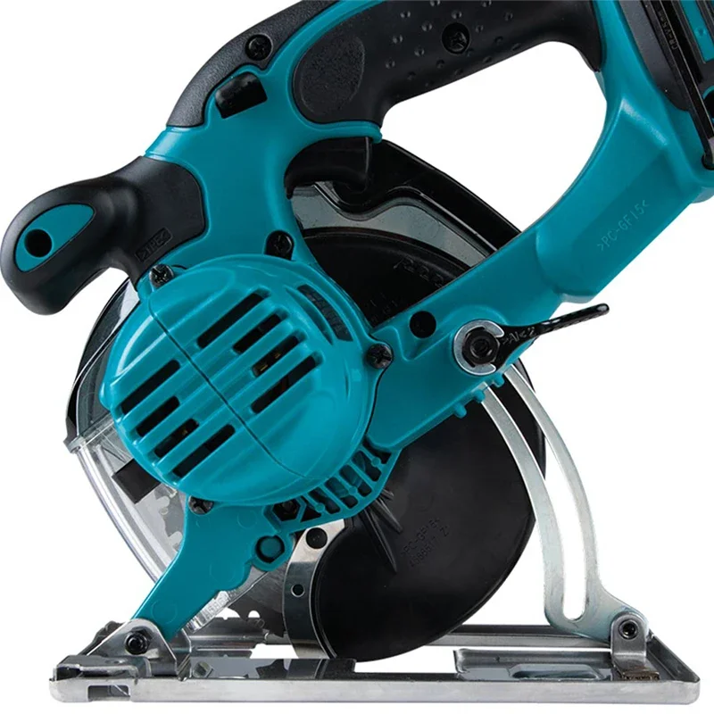 Makita DCS552Z 136mm (5-⅜\