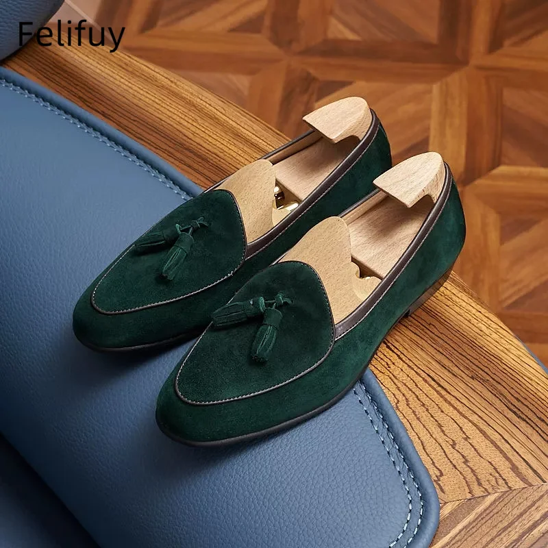 

Green Tassel Fashion Black Men Loafers Handmade Cow Suede Round Toe Low-heeled Business Casual Wedding Party Daily Men Flat Shoe