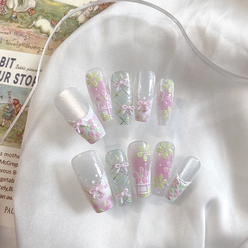 10pcs Pure Handmade Coffin Shaped Nail Art, Beautiful Fake Nails, Fresh Floral Nail Art, Suitable for Women to Use