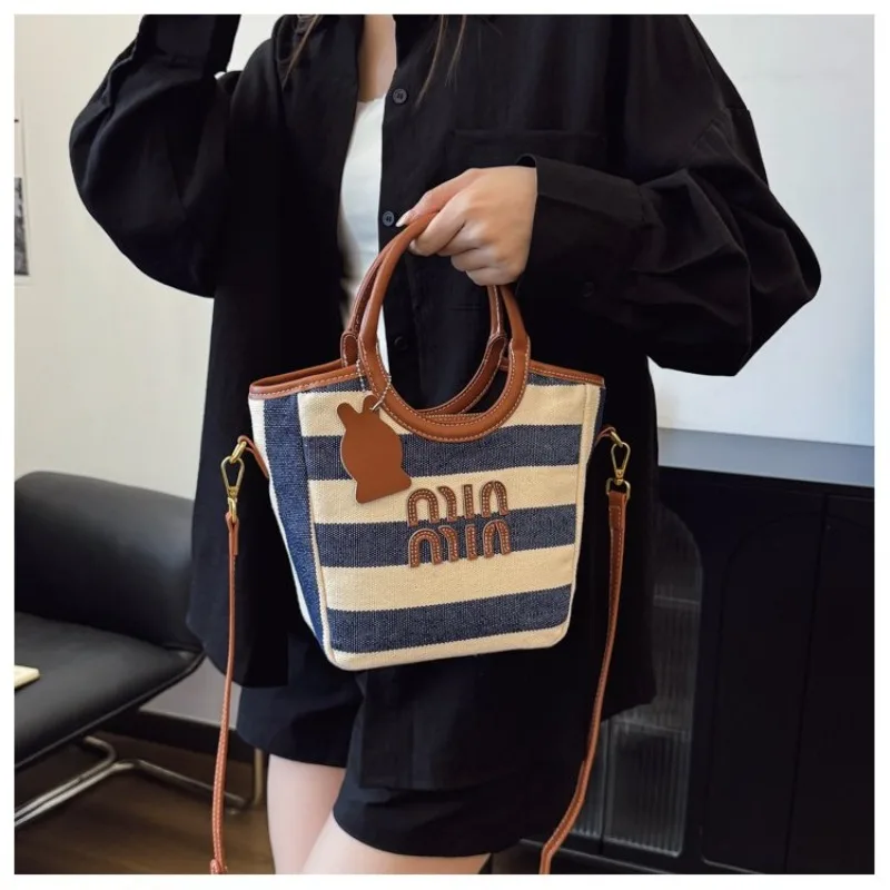 

Women Shoulder Bag Simple Design Crossbody Bag For Daily Use Commuting Work Or Weekend Travel Companion