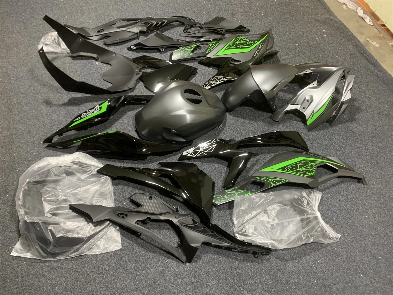 Motorcycle fairing fits ZX-25R 19 2021 22 23 24 year ZX-4R-4RR 2019 2020 2021 2022 2023 2024 Body fairing Gray green motorcycle