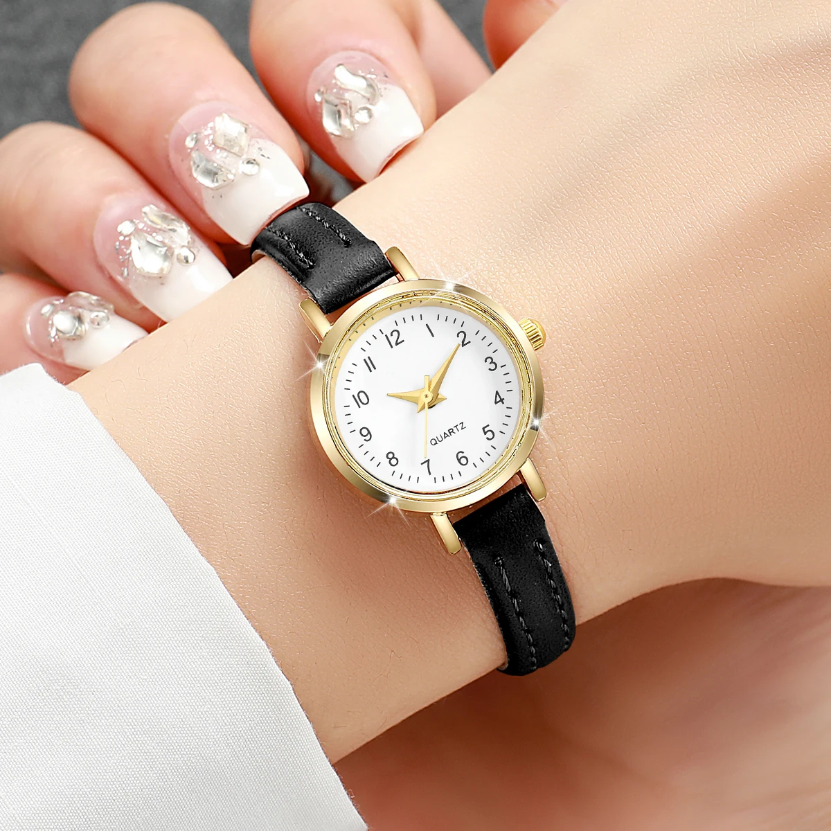 Fashion Small Dial Women's Quartz Watch