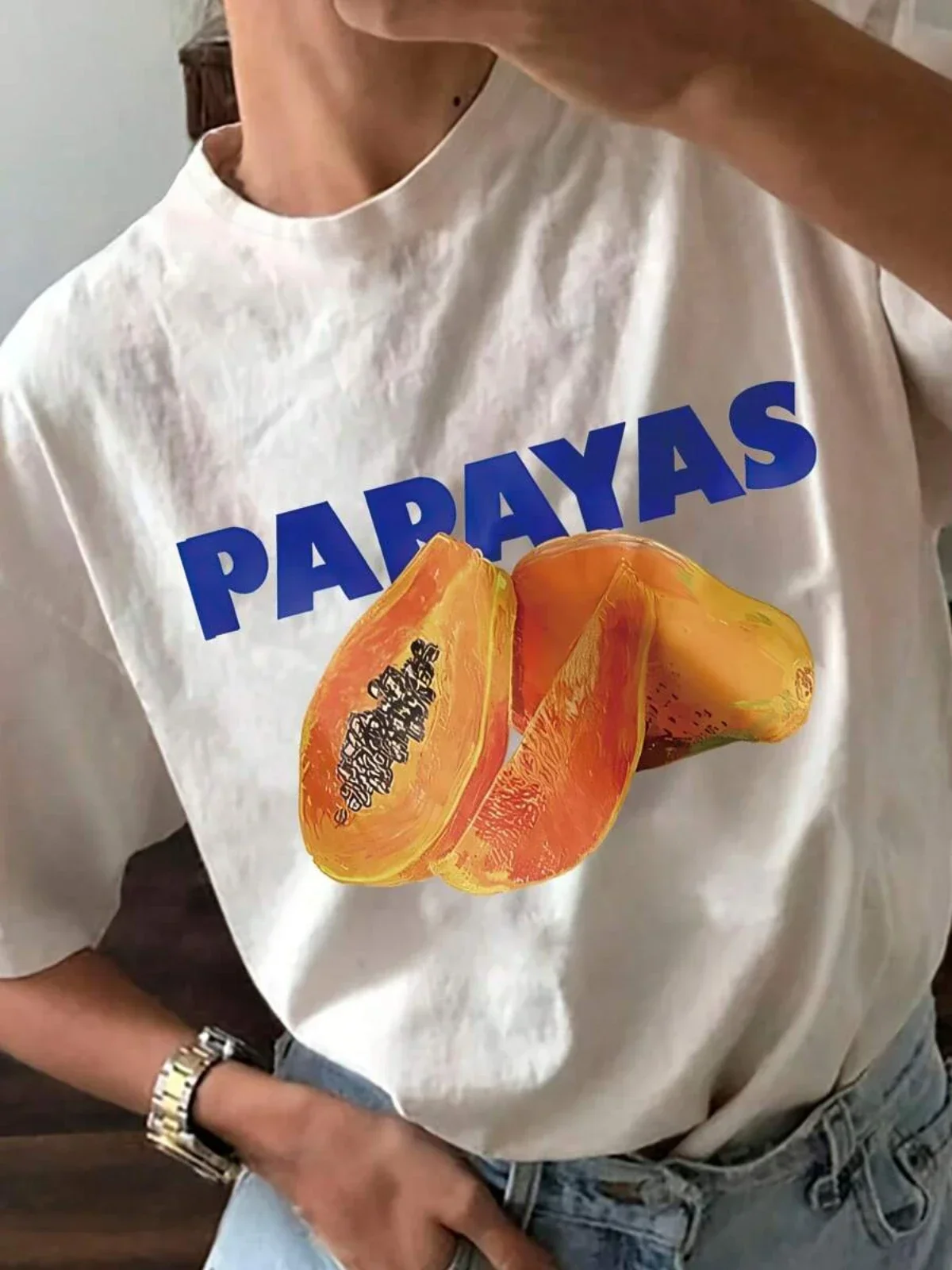 Boyun Markası: Sevimli Karakterli Kadın T-Shirt'lerin Neden Seçilmeli?