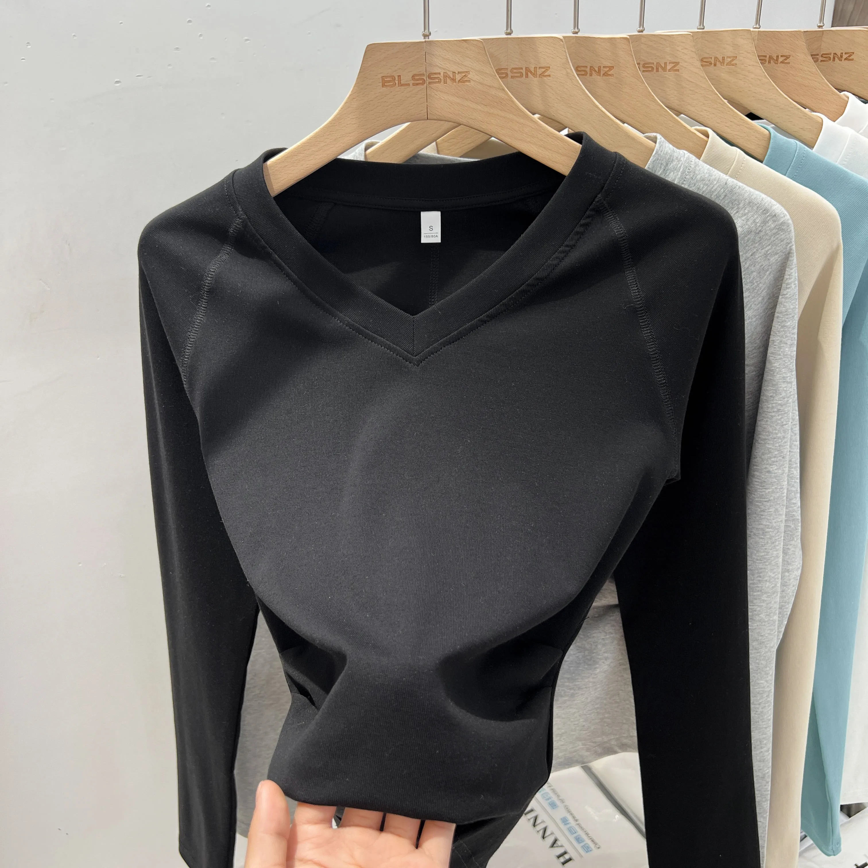 2025 verão plissado cintura emagrecimento base camiseta básica com decote em v magro t camisa feminina sólida versátil tendência manga longa topo