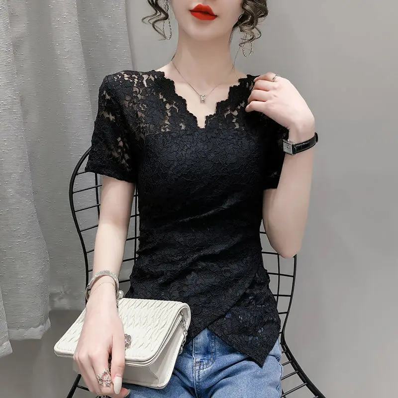 Temperament Slim V Neck Tops Tees Summer New Short Sleeve Solid Slit Hem Irregular Lace T Shirts Fashion Elegant Women Clothing