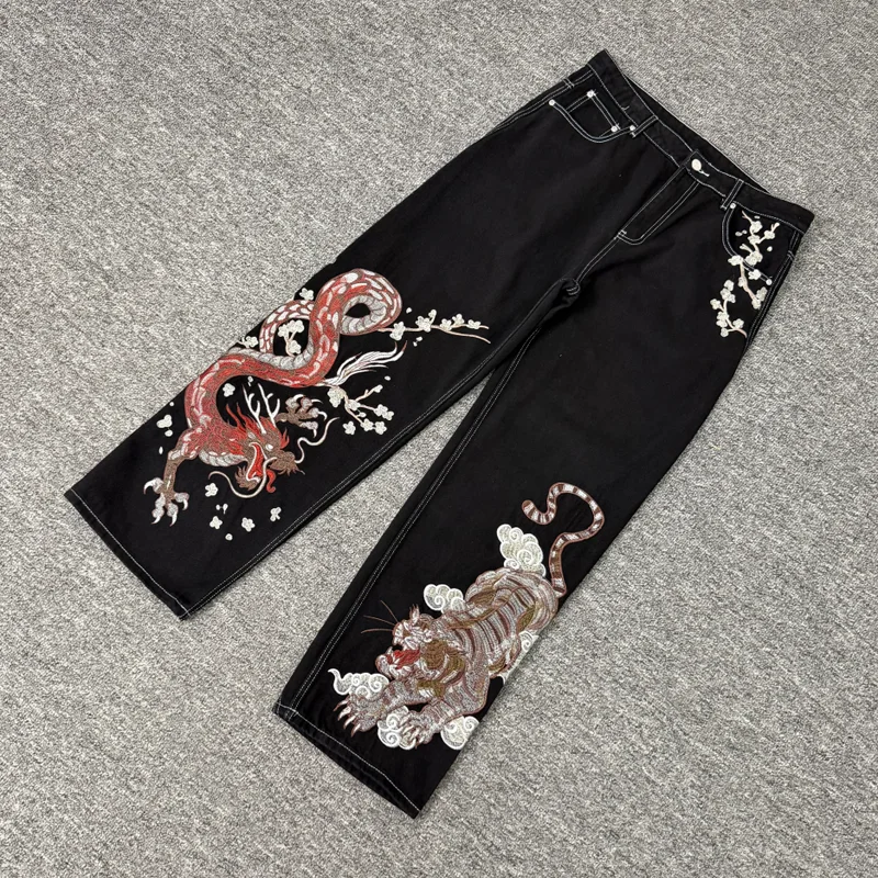 2026 DERSCHUTZE Jeans High Quality Dragon and Tiger Fight Embroidered Jeans