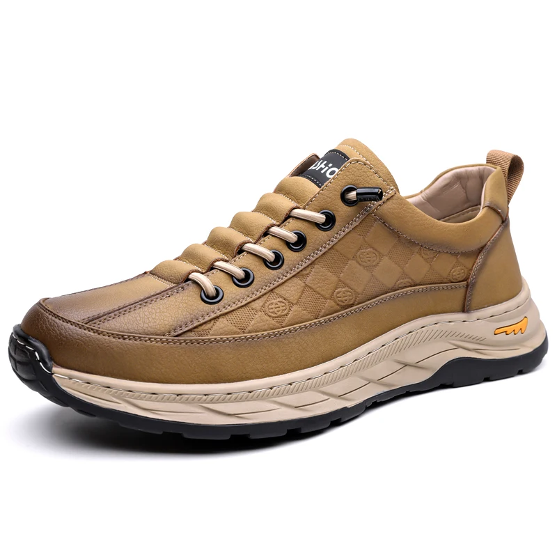 

Новая качественная, модная и повседневная спортивная обувь подходит для разных случаев.