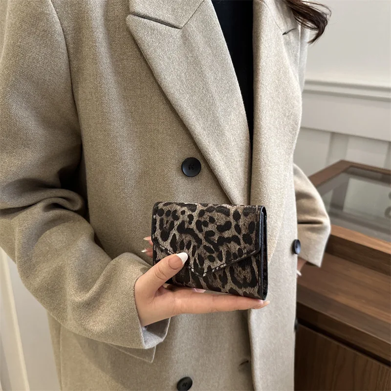 Fashion texture small bag leopard print bag 2025 new women's casual handbag women's small square wallet