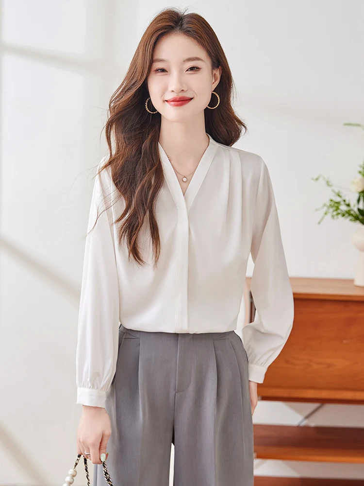 

AIyssa High-quality women's long-sleeved shirt, stylish and elegant, soft and comfortable. New summer 2025