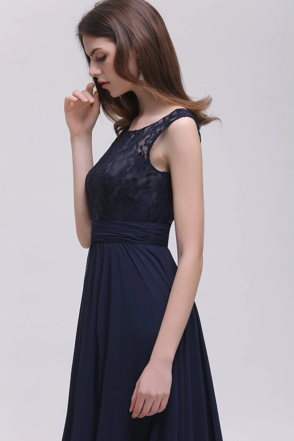 Navy Blue Lace Bridesmaid Dresses For Women With Sexy V Back Long Cheap Wedding Formal Evening Party Prom Gowns Robe De Soiree