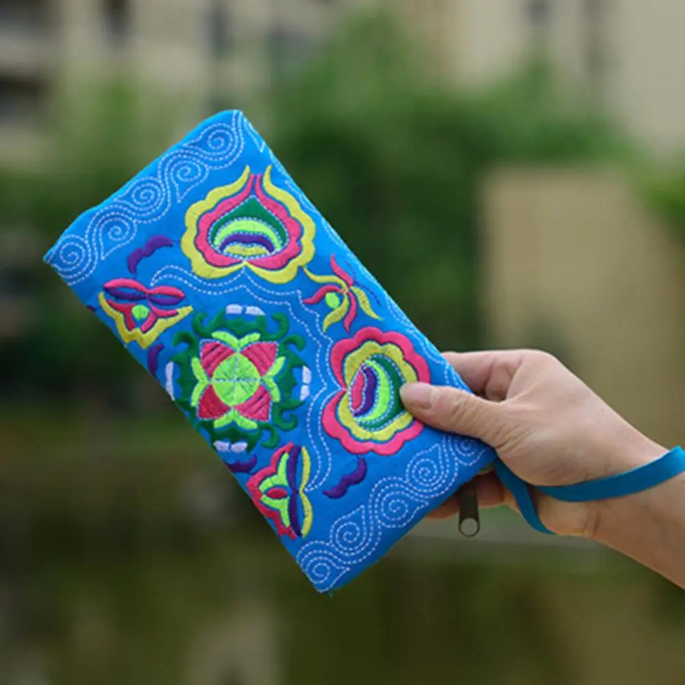 Women Clutch Bag Money cash Holder phone storage case Ethnic Handmade Embroidered Wristlet Handbag Zipper Purse Long Wallet