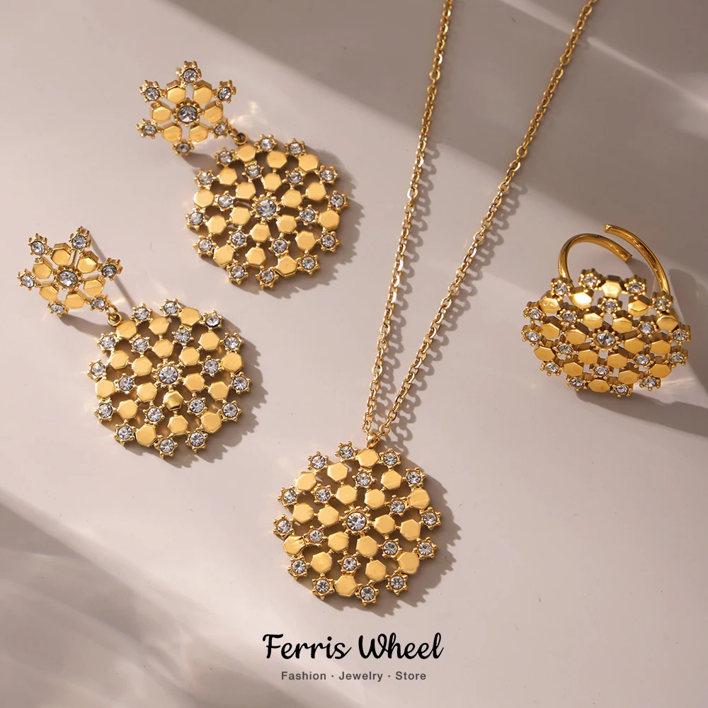 

Ferris Wheel Waterproof Stainless Steel Gold Plated Flower Bouquet Pendant Necklace Earrings Ring for Women Luxury Jewelry