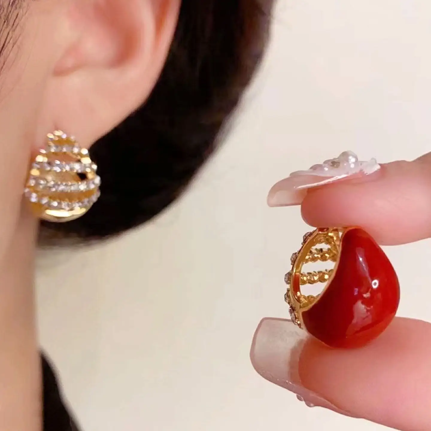 French style Retro Luxury with a touch of elegance Gentle and tender  Exquisite Double-sided  Water droplet Red Alloy  Earrings