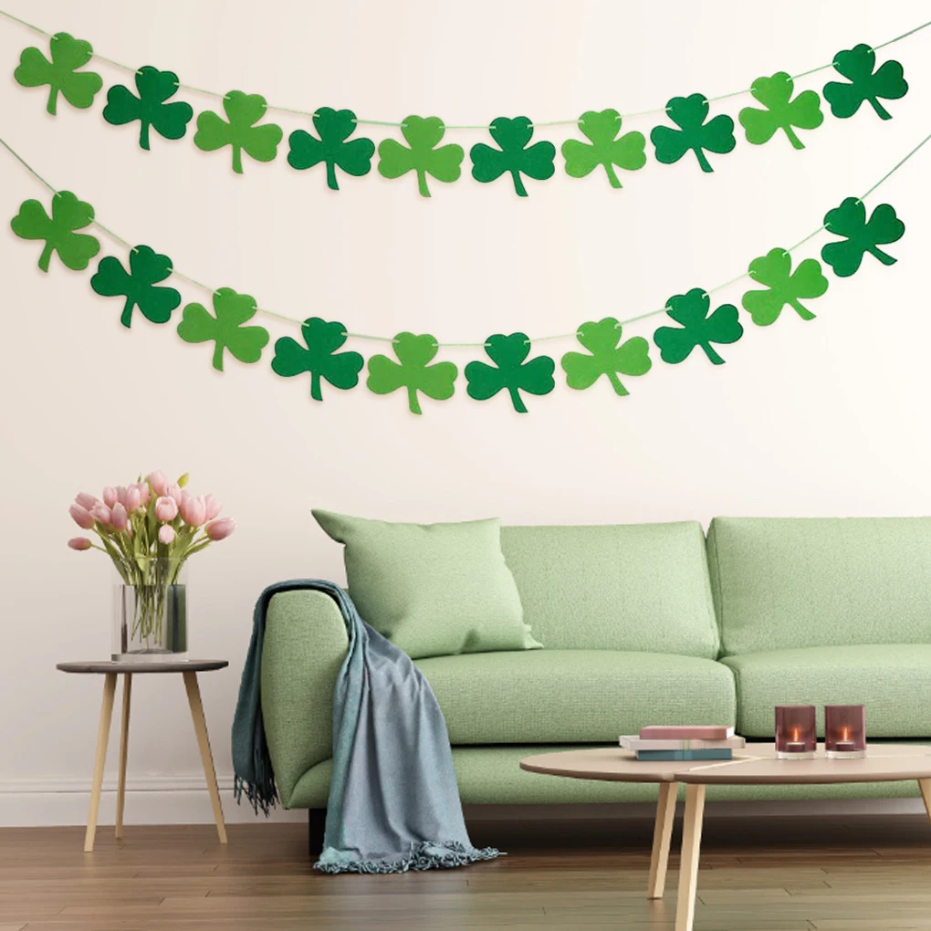 Pack of 10 St Patrick’s Day Garland Banner Party Hanging Wall Window Green Leaves Pendant Photo Props Accessories