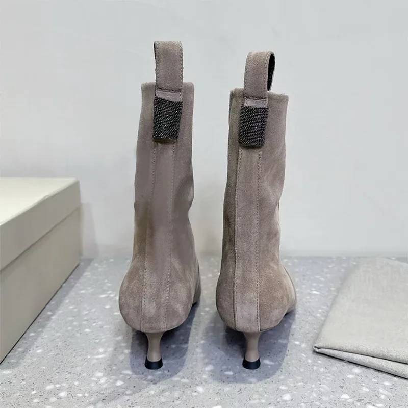 جديد جلد الغزال أحذية بوت قصيرة امرأة هريرة الكعوب المدرج أحذية امرأة أشار تو سلسلة سلسلة حبة عالية الكعب الأحذية النسائية