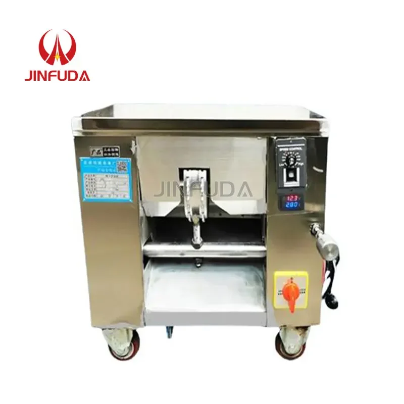 Industrial coconut peeling machine/coconut hug machine/brown peeling machine coconut dehusker peeler