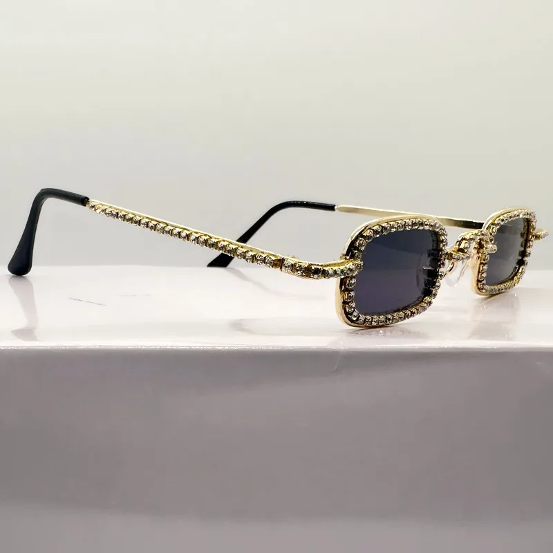Frauen Kleine Quadratische Diamant Sonnenbrille Metall Luxus Rechteck Strass UV400 Mehrfarbige Shades Weibliche Sonnenbrille Brillen – Detail 9