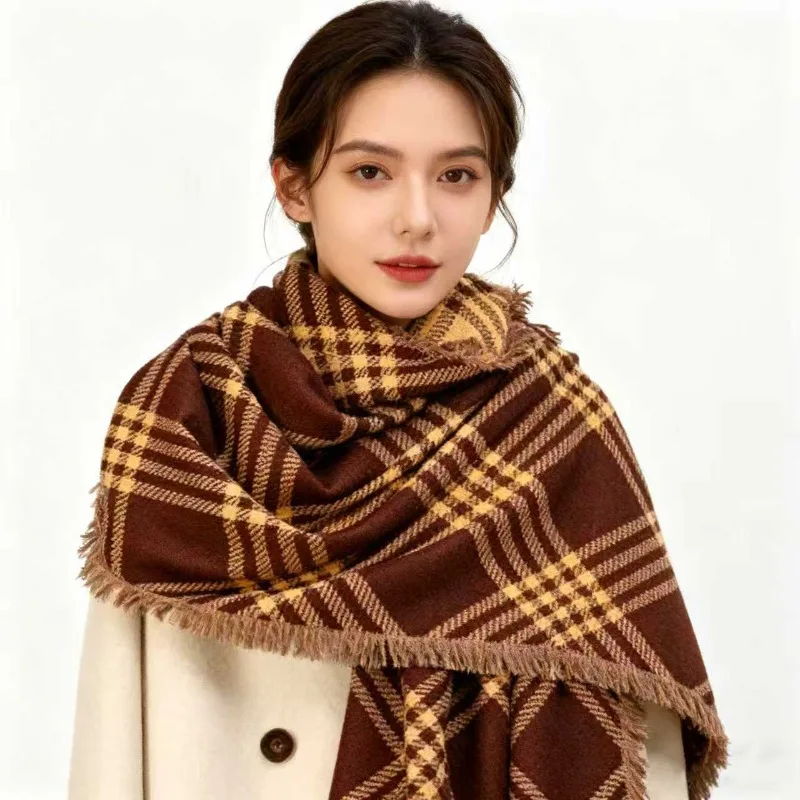 

Новый осенне-зимний шарф в британском стиле с клетчатым узором из искусственного кашемира для женщин, европейская и американская высококачественная модная повседневная одежда.