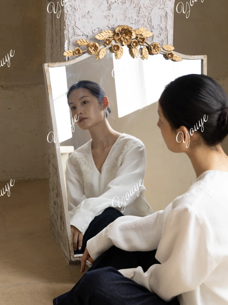 

Furniture "Crown of Roses" French full-length mirror retro and old half-length mirror metal full-length mirror designer model