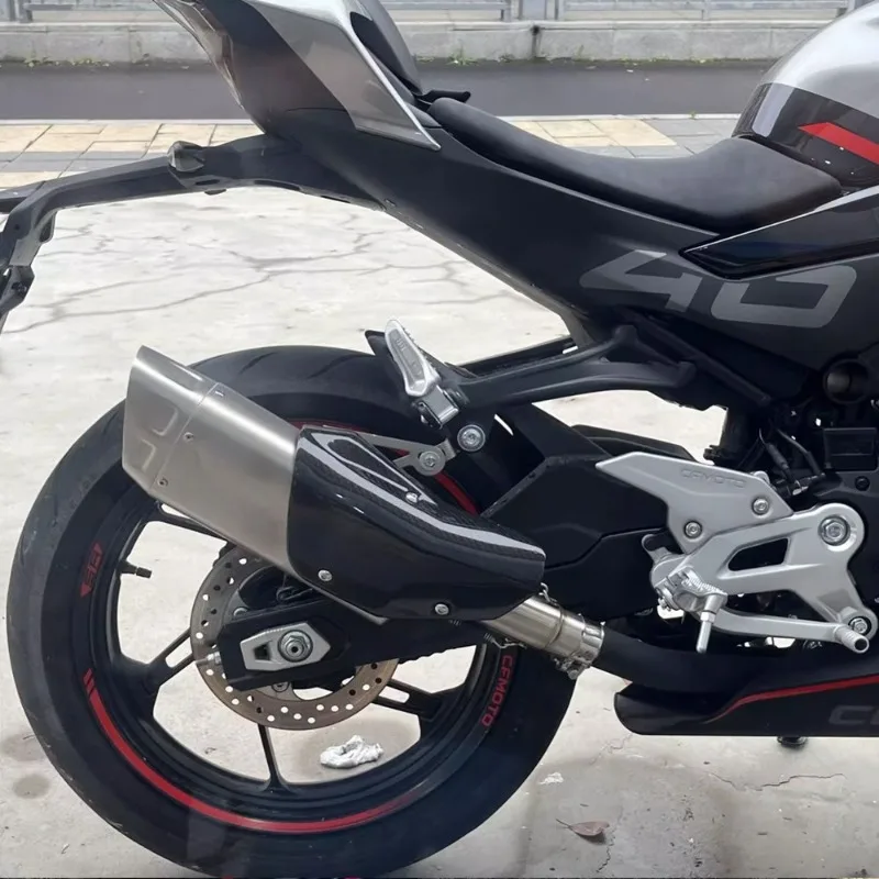 

Oblique four-corner carbon fiber exhaust ninja400 is suitable for Kawasaki ZX4R modified GM3J GM4J muffler exhaust
