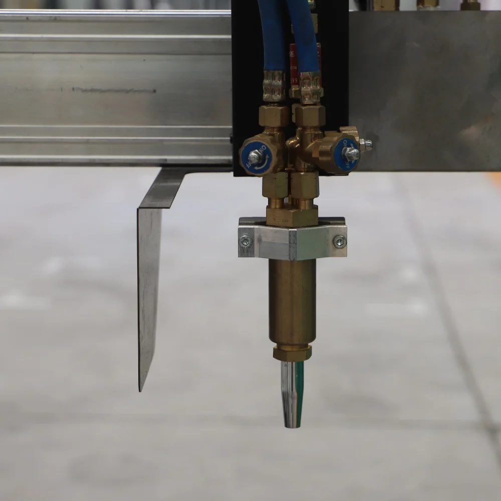 Good Quality Portable Type CNC Cutting Metal Cutting CNC Plasma and Flame Cutter