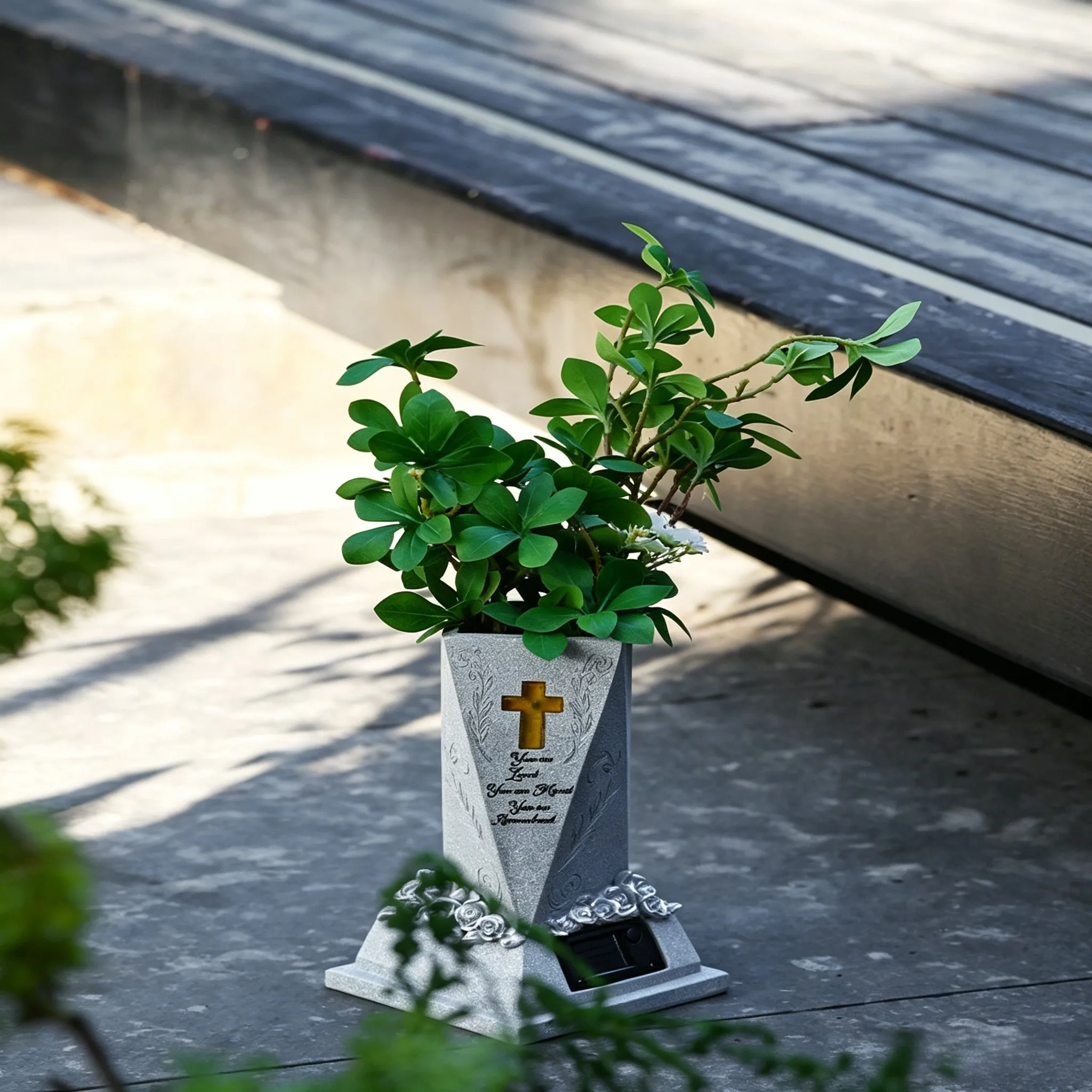 For Memorial Gardens Outdoor Remembrance Decor Solar Grave Vase For Mourning Families White No Wiring Required