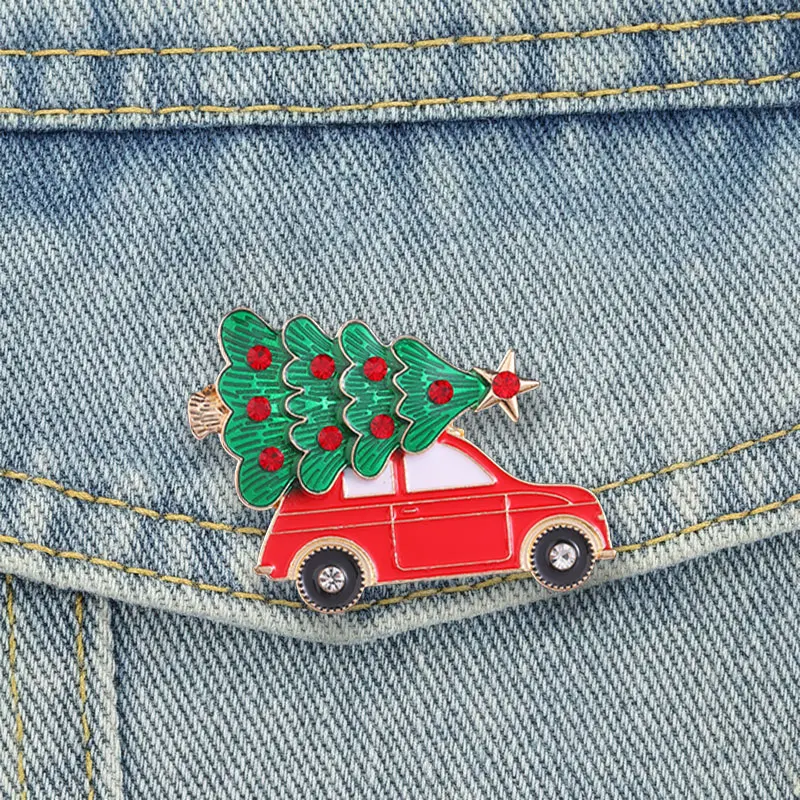 Christmas Tree Red Car Badge Crystal Rhinestone Pins Vintage Holiday Brooch Retro Accessories Family Decor Xmas Gift