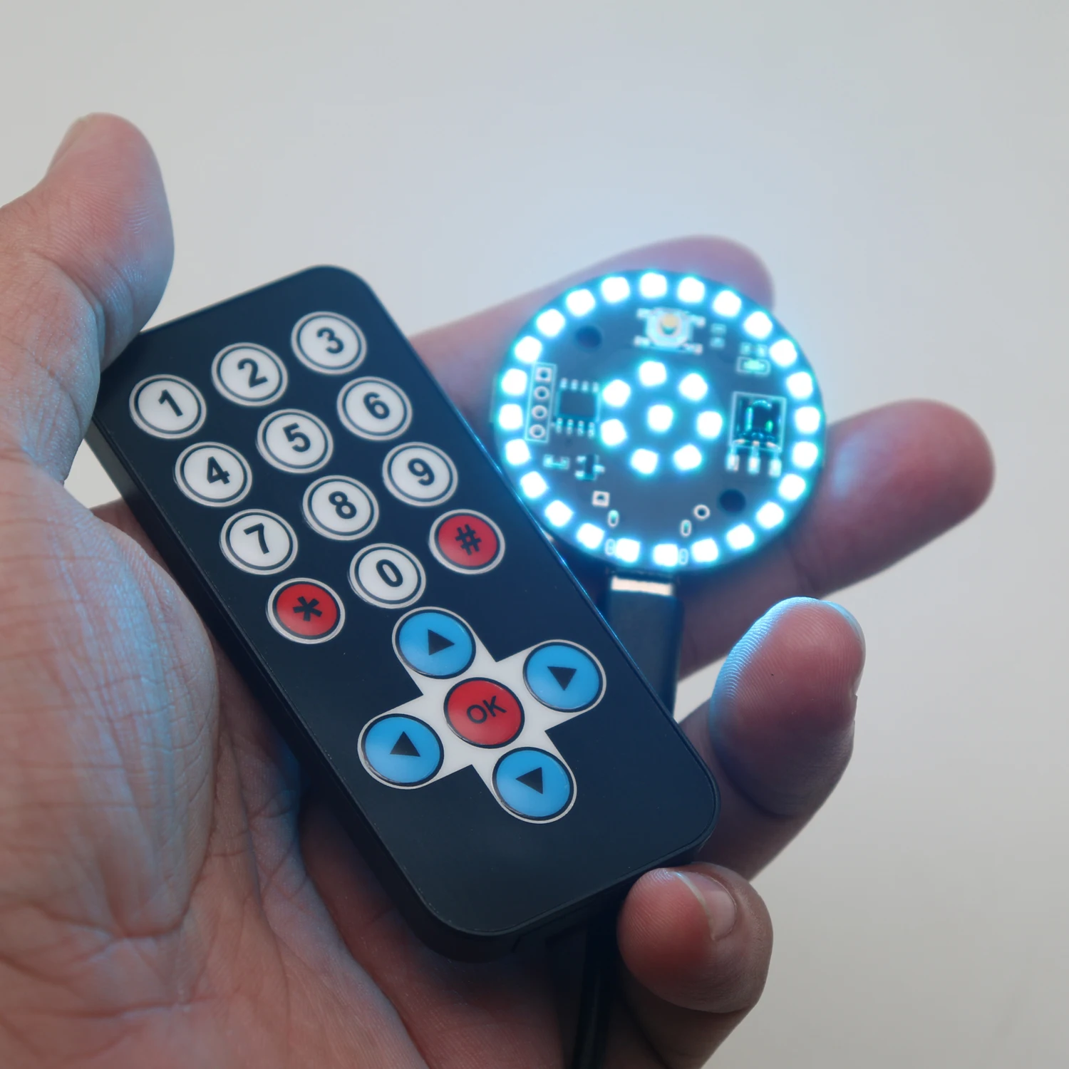 Infrared Remote LED Light 9 Color Constant Brightness Modes Type-C USB Powered DIY Model Lighting Night Light Decor Lamp Mini