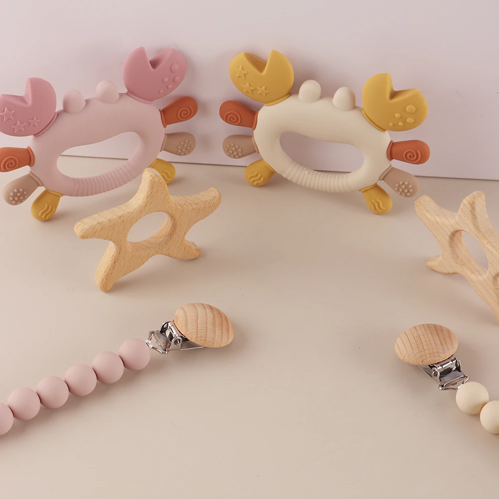 4pcs Baby Teething Gift Set - Crab Silicone Teether, Wooden Starfish Teether, Pacifier Clip Holder, Growth Chart Card