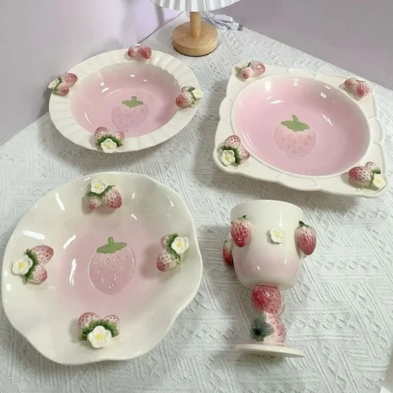 high-value hand-painted relief, strawberry water ripple, ceramic household dinner plate, disc square plate strawberry cup
