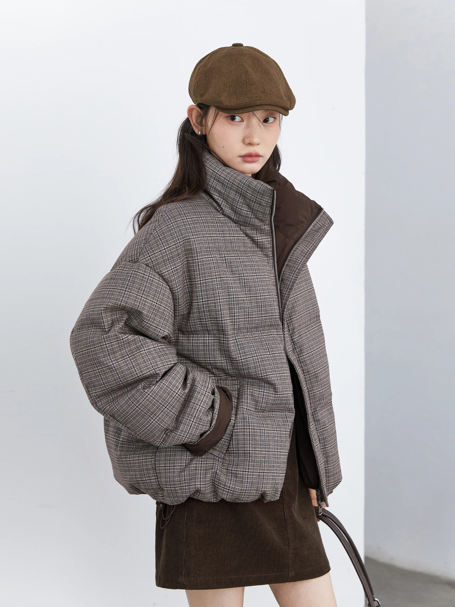 شيك فين النساء أسفل معاطف الرجعية الوجهين الوقوف طوق أسفل سترة 90 الأبيض بطة أسفل معطف الإناث الخريف الشتاء 2025