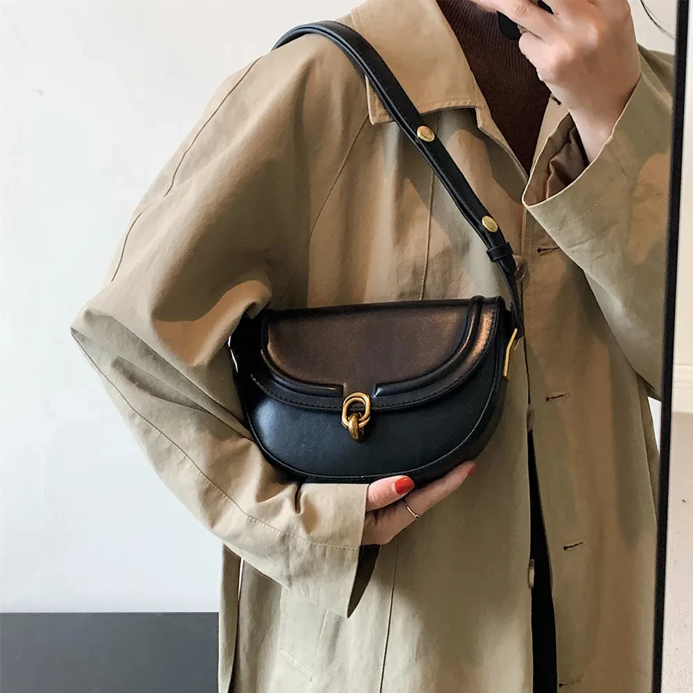 100% yüksek kalite bayanlar Vintage koltukaltı çanta küçük deri eyer kadınlar için koltukaltı çanta deri Crossbody çanta