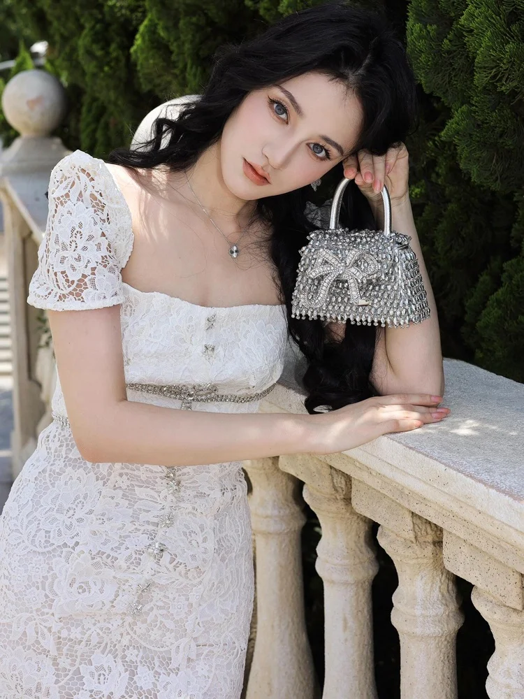 Ele Autunno New SP Home Diamante Impreziosito Nodo Colletto Quadrato Vita Cinched Lace Fi Tail Dr