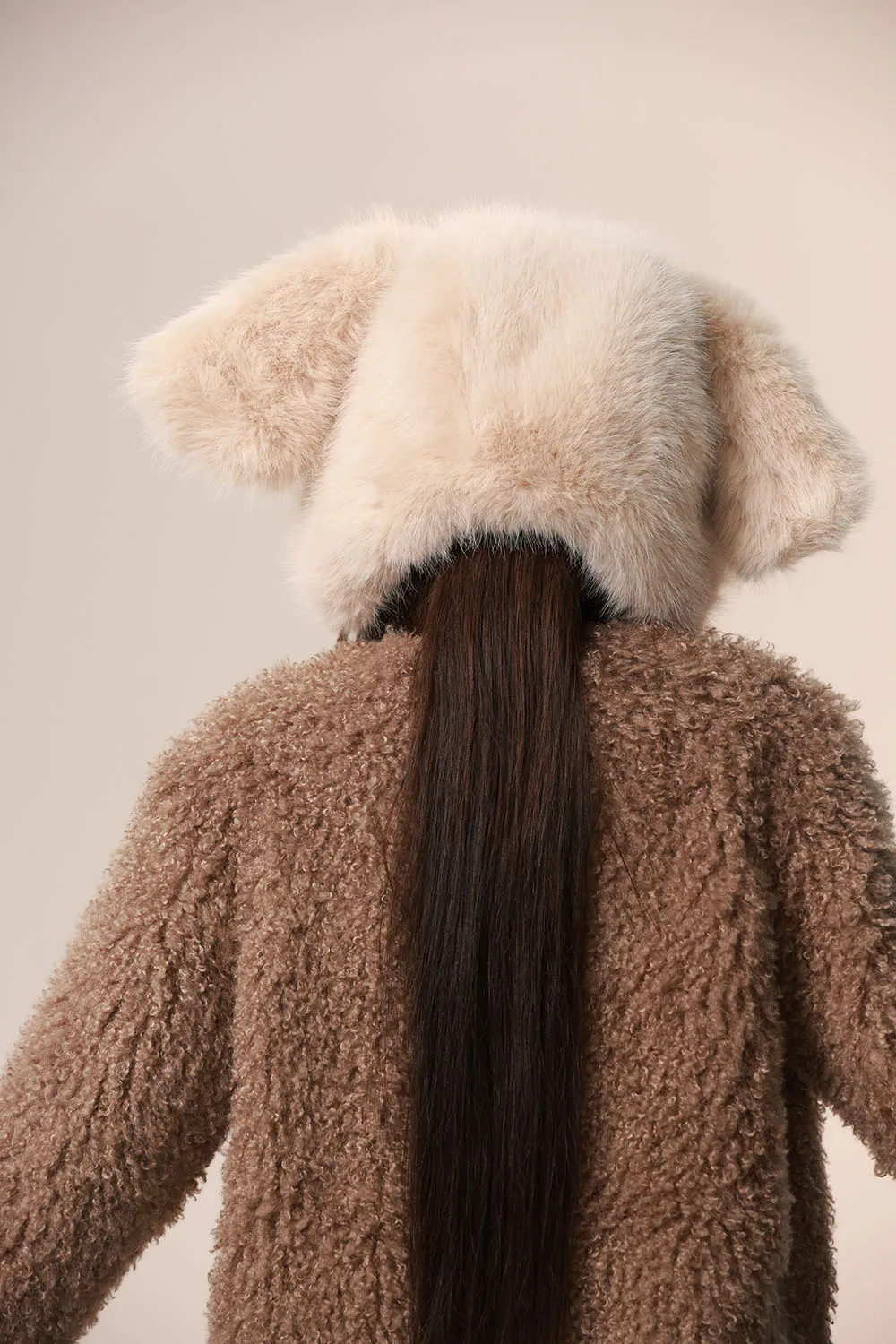 2025 مخطط طويل الأذن أرنب قبعة المرأة الخريف الشتاء Skullies Beanies الملونة إيرفلاب قبعة الإناث اليدوية شرابات قبعة صغيرة #4