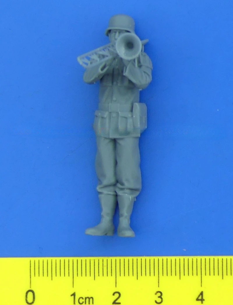 1/35 Schaal Diecast Hars Figuur Model Kit Duitse Band Trombone WWII Moet Zijn Zijn Gemonteerd En Gekleurd Worden