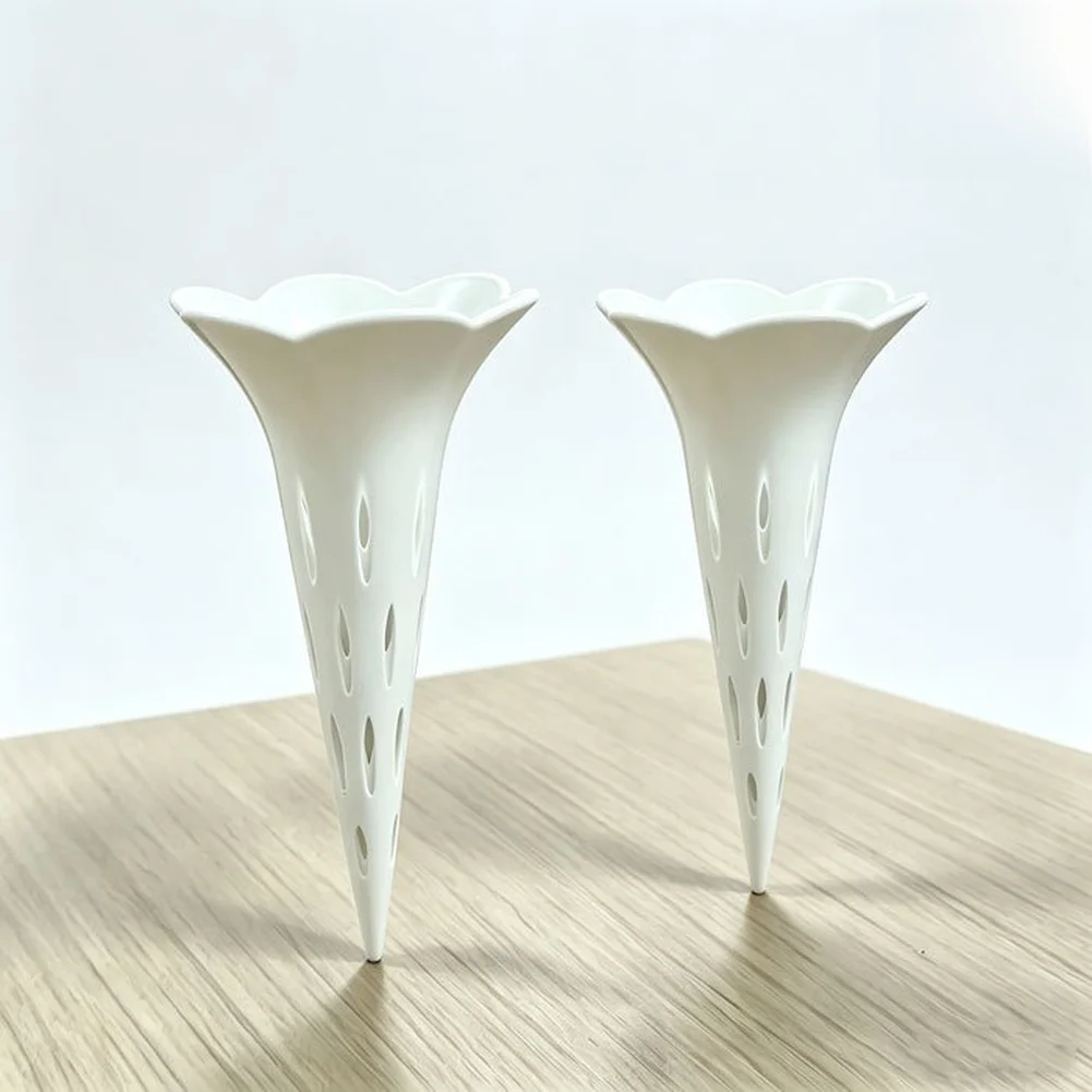 Watering Cones Set 30pcs for Indoor Outdoor For gardening For root Aeration Soil Health White Plastic 12.5x6cm