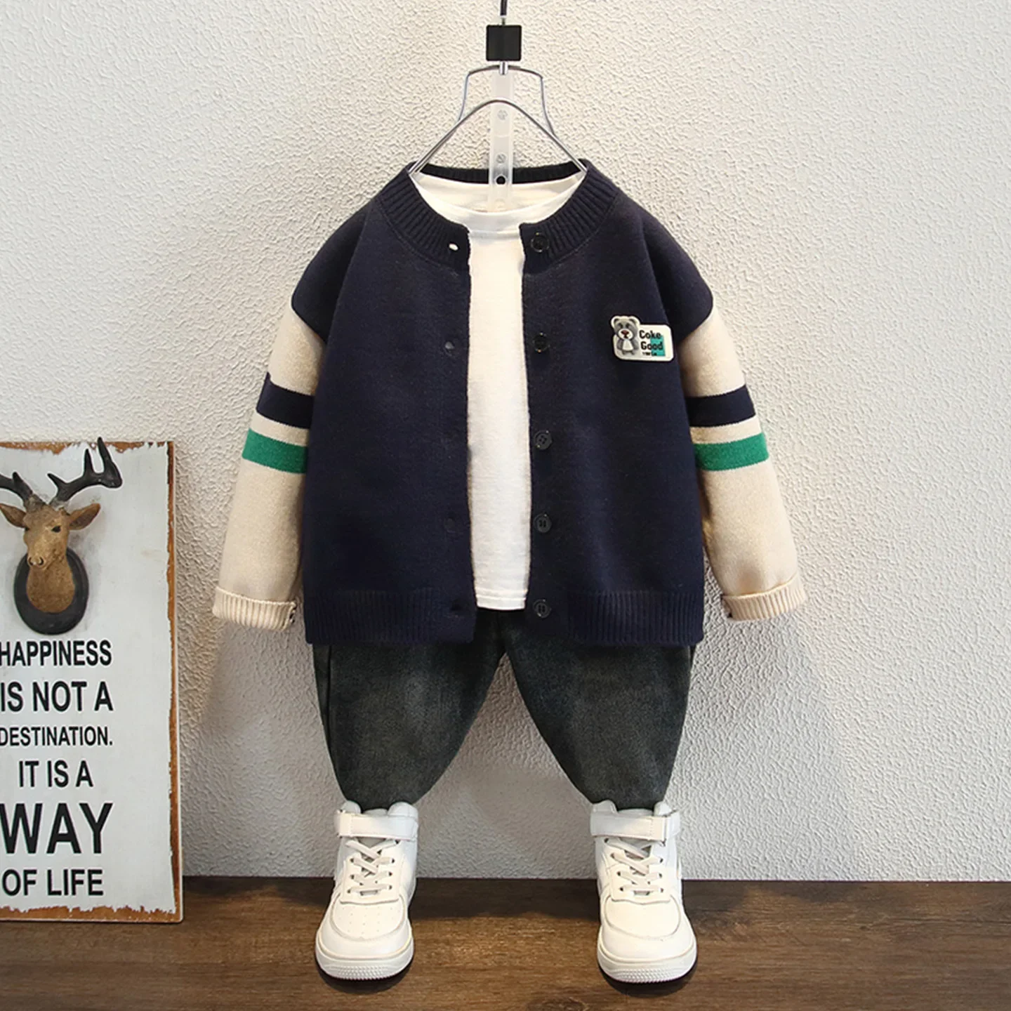 

Edgy Korean Cardigan for Boys, Cool Spring Autumn Sweater, Versatile Casual Knitwear for Kids