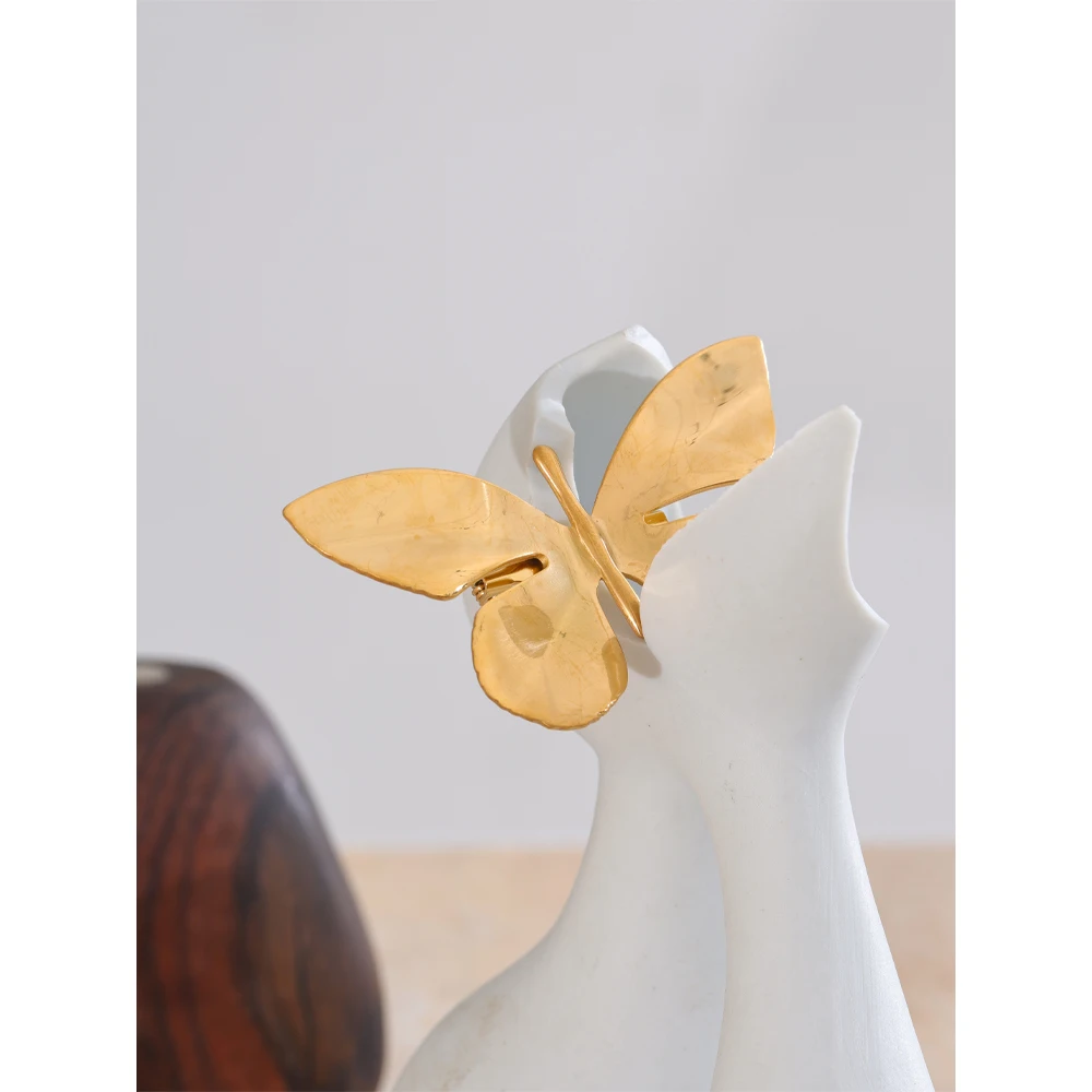 Yhpup Chic Stainless Steel Golden Metal Butterfly Brooch Pin for Women 18K PVD Plated Fashion Waterproof Charm Jewelry Gift