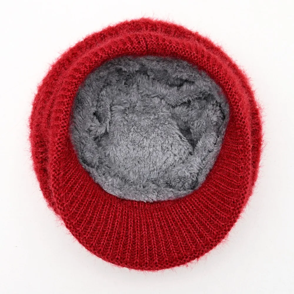 Classic Thickened Knit Mom Grandma Knitted Hat Soft Stretch Wind Resistant Winter Cap Warm Fleece Lined Hat Elder Women