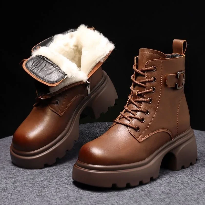 

2024 Plush Snow Boots Female Winter Leather Cotton Shoes for Women Thickened Bottom Ladies Ankle Boots Padded Warm Cotton Shoes