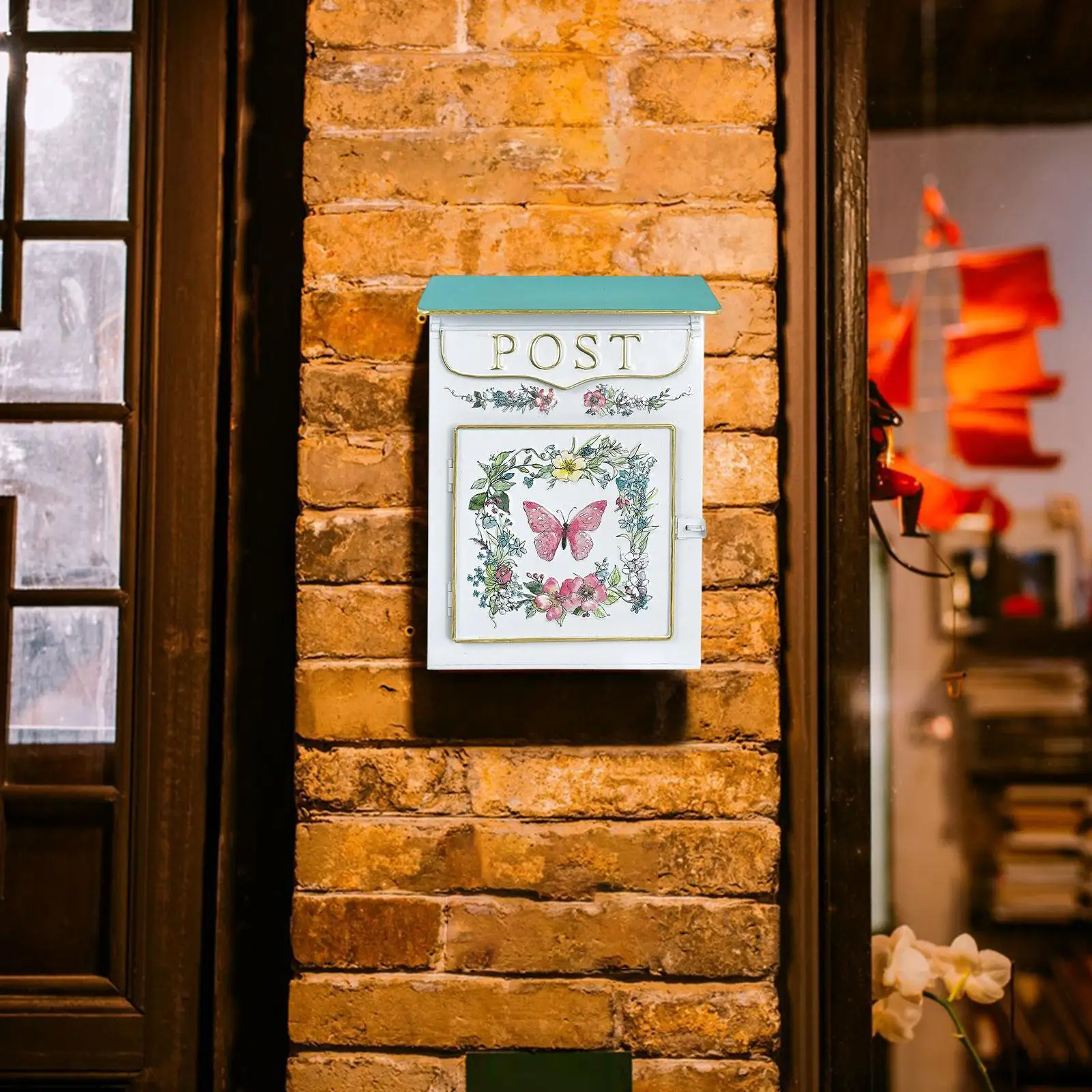 

Wall Mounted Letter Mailbox Retro Style Decoration Large Embossed Metal Mail Holder for Fence Front Door Outdoor Porch Farmhouse