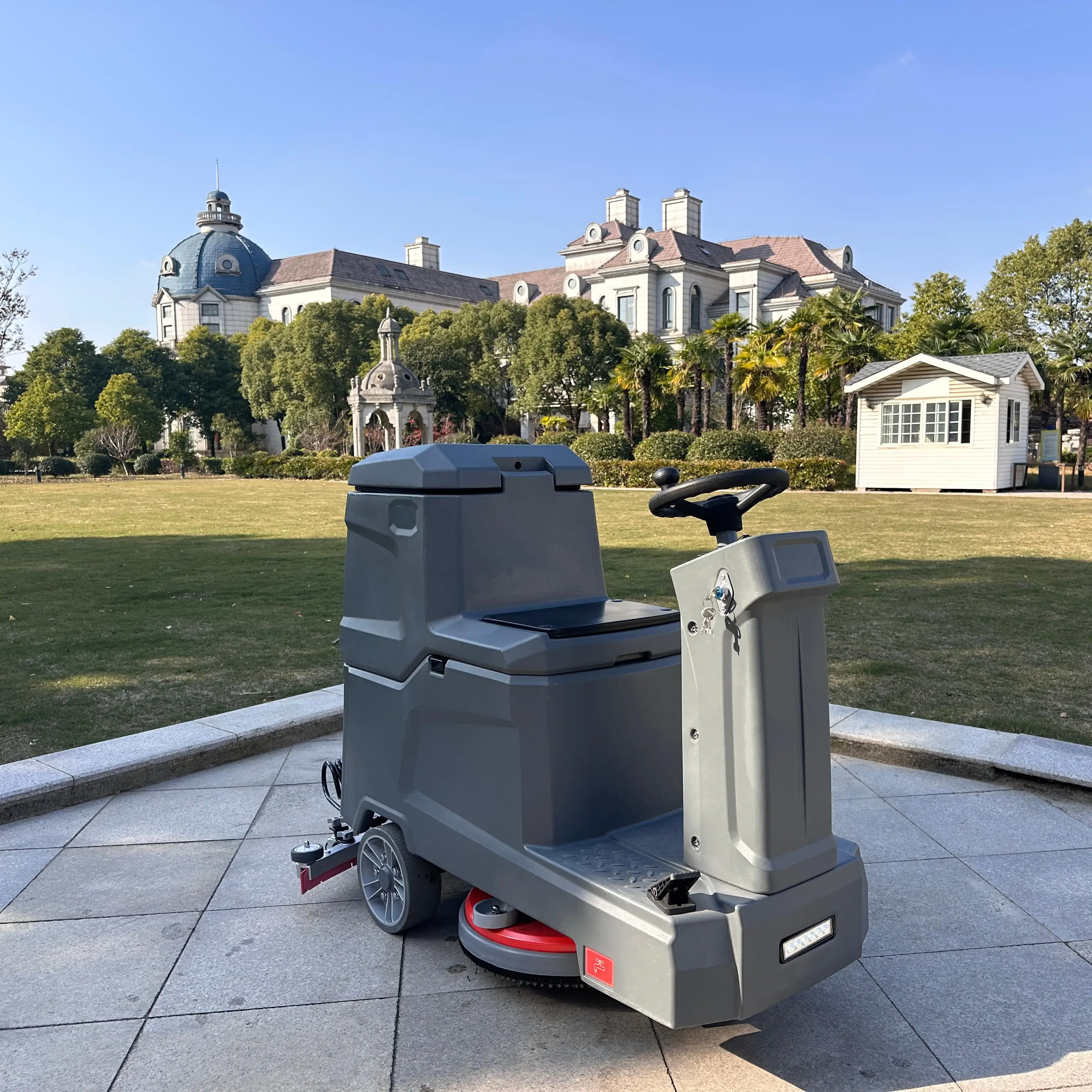 معدات تنظيف أرضية احترافية لركوب الدراجات التجارية للاستخدام الفندقي والصناعي #3