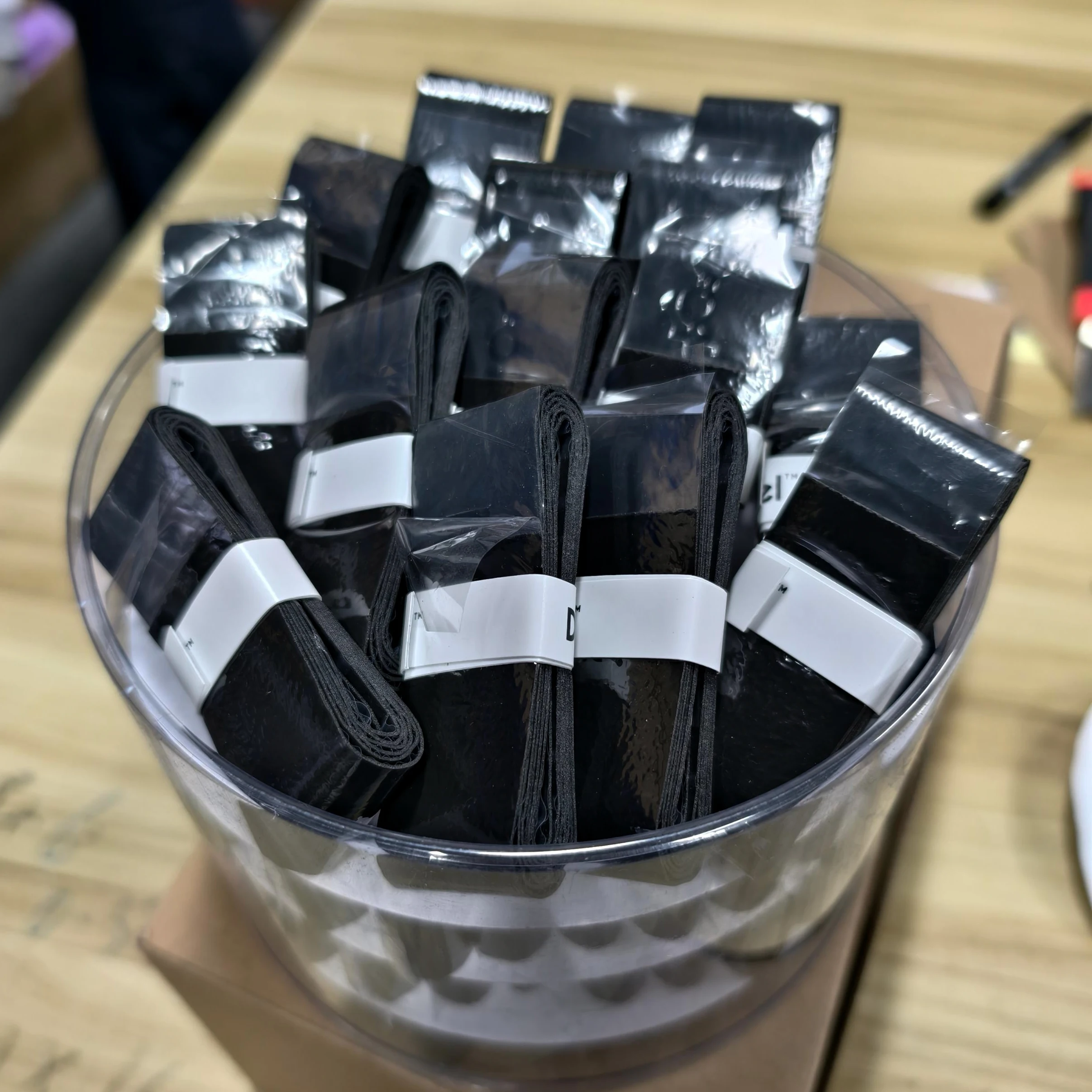 

Теннисная ручка для гольф-клуба, оберточные ленты, удобное противоскользящее решение для гольфа, аксессуары для бадминтона, 6 шт.