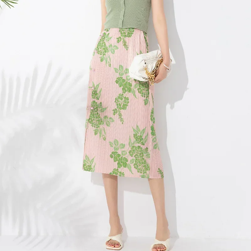 Wrinkle Print Chinese Style Buckle Split Half Skirt for Women 2025 Summer New Versatile Bag Hip Hanging Pleated Skirt